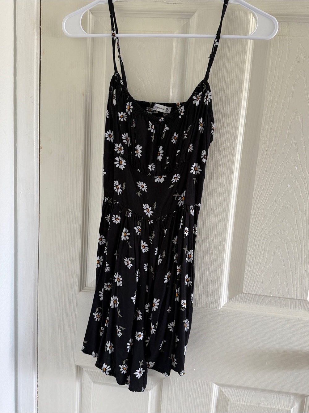 Hollister Black Daisy Print Spaghetti Strap Sundress